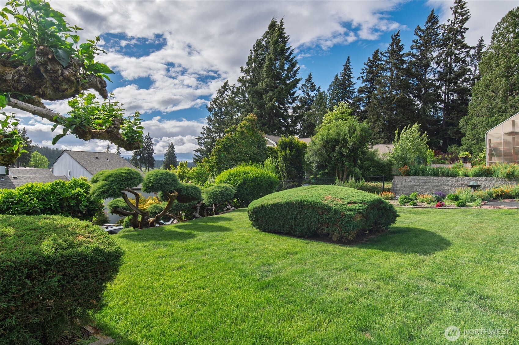 4610 Marine View Place , Bremerton, WA 98312