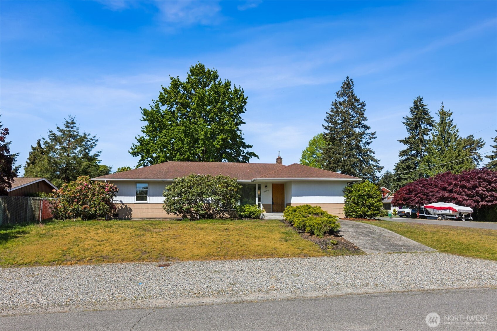 14205 11th Avenue SW, Burien, WA 98166