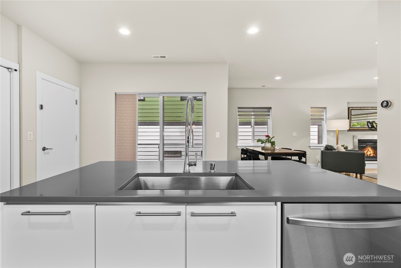 12220 SE 251st Place , Kent, WA 98030