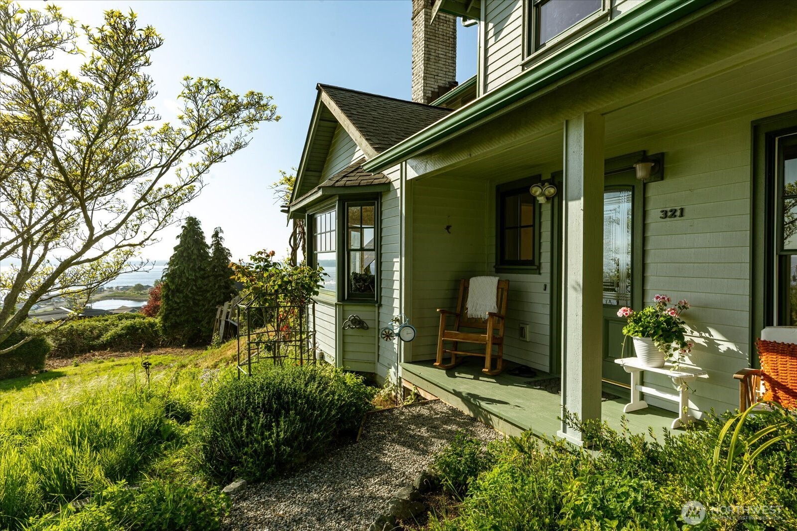 321 Windantide Place , Freeland, WA 98249