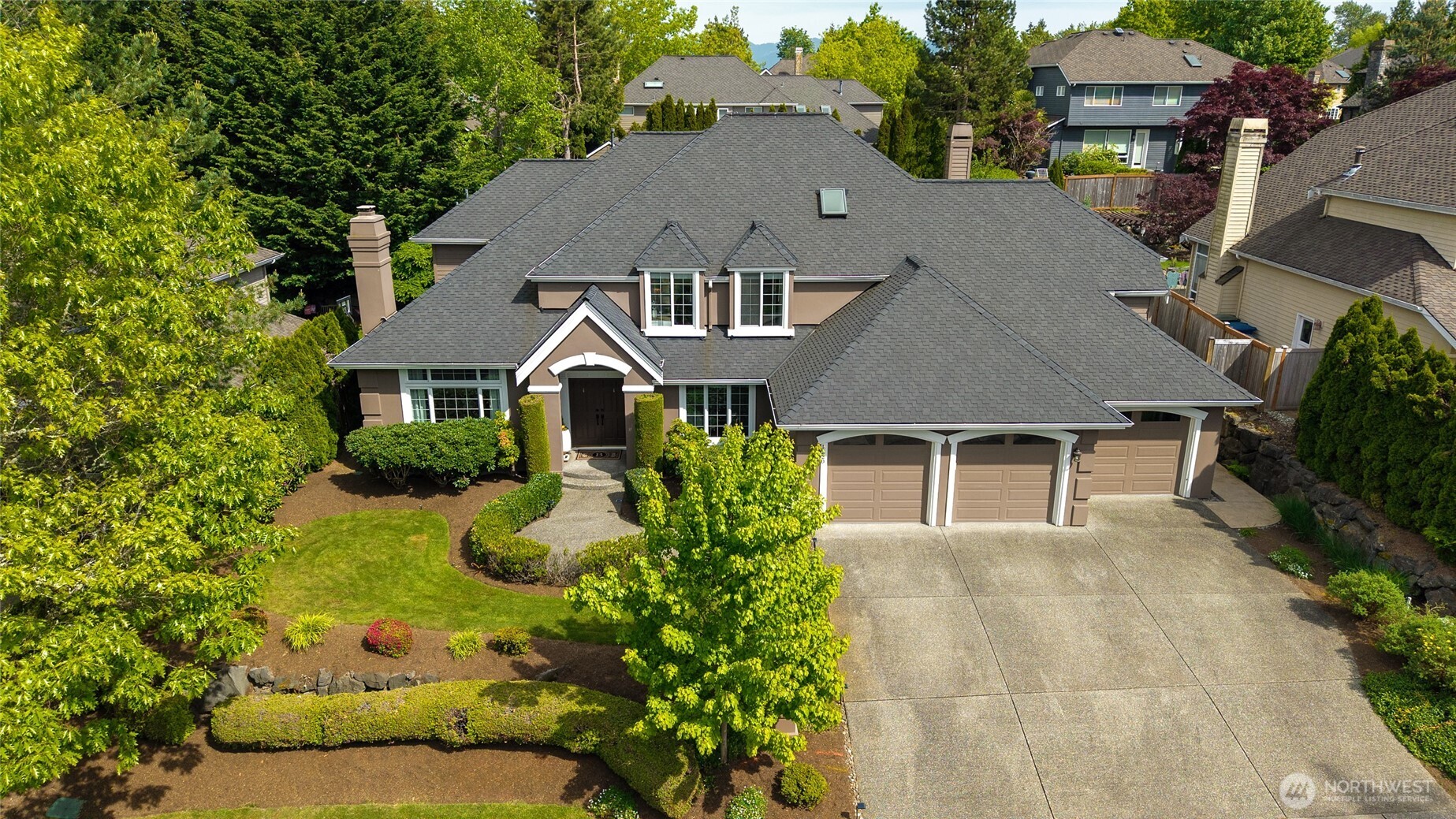 1220 268th Way SE, Sammamish, WA 98075
