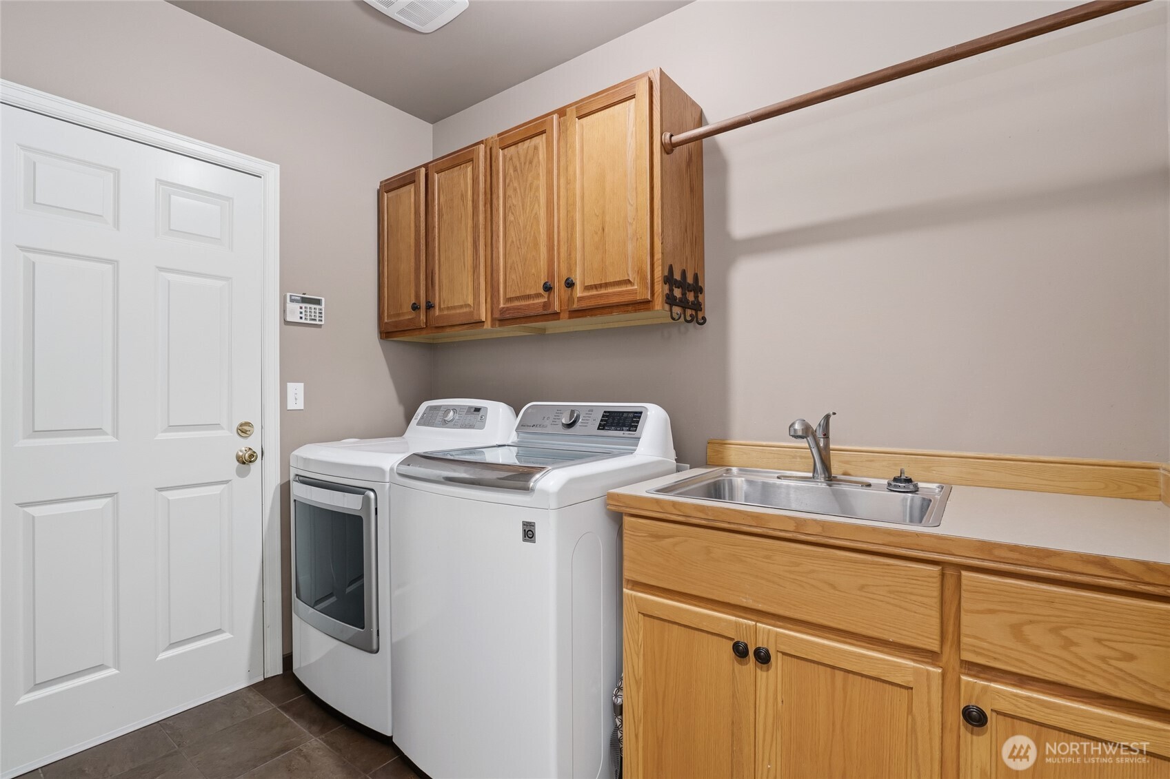 1220 268th Way SE, Sammamish, WA 98075