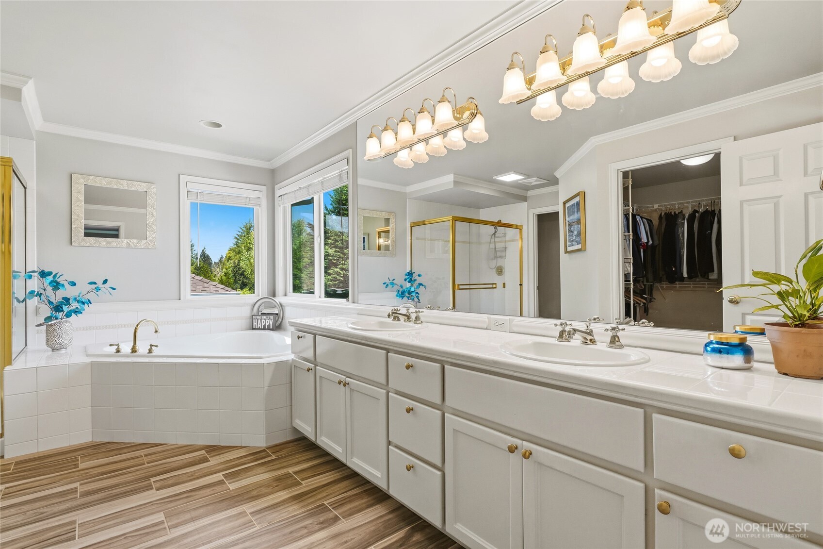 1220 268th Way SE, Sammamish, WA 98075