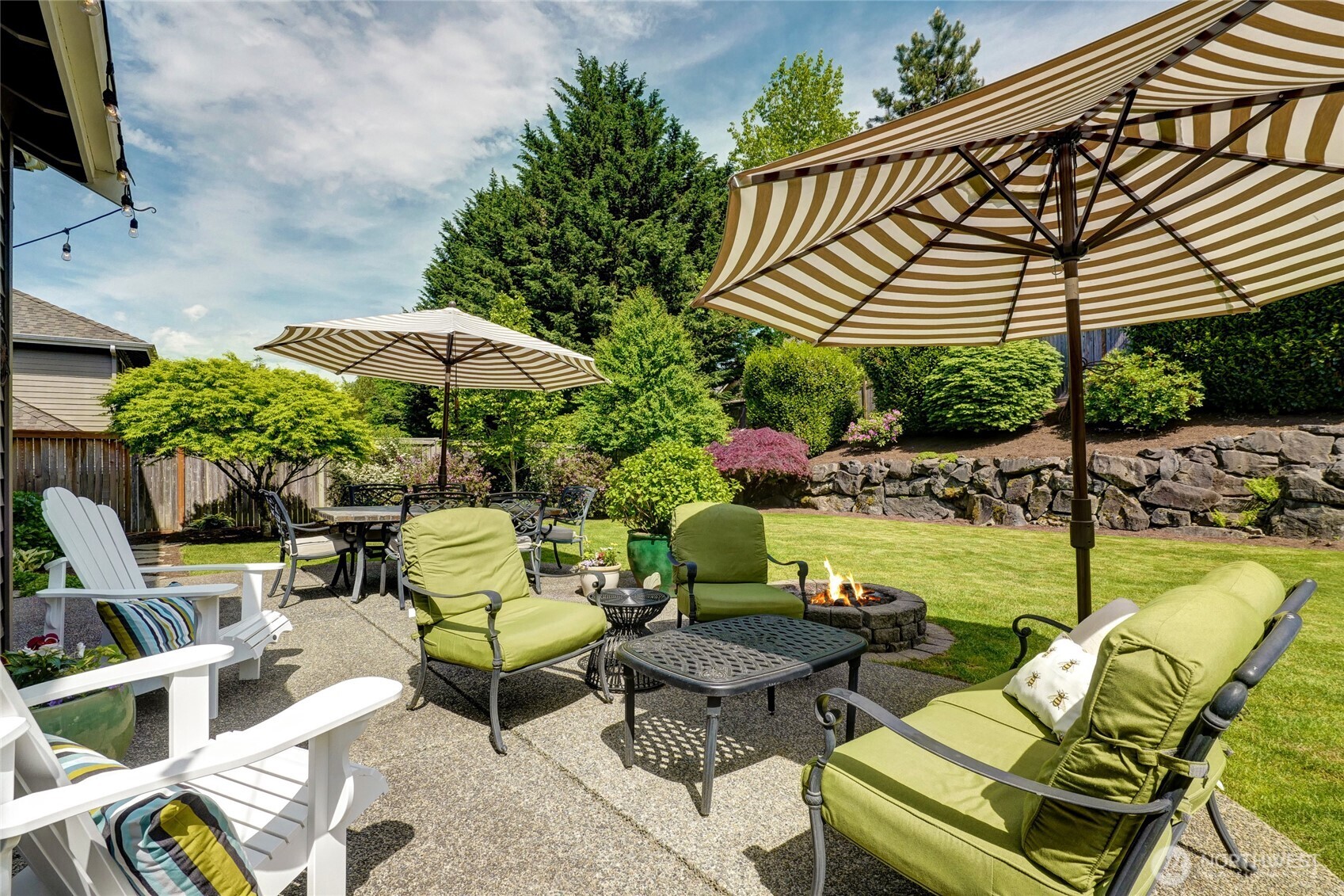 1220 268th Way SE, Sammamish, WA 98075