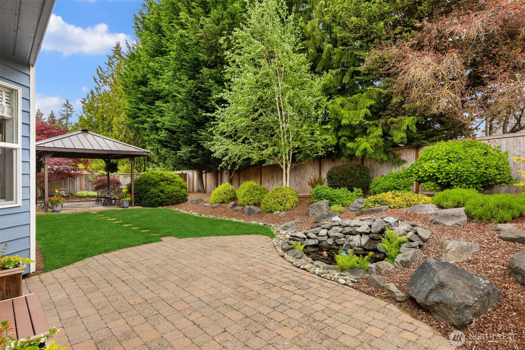 20282 12th Avenue NE, Poulsbo, WA 98370