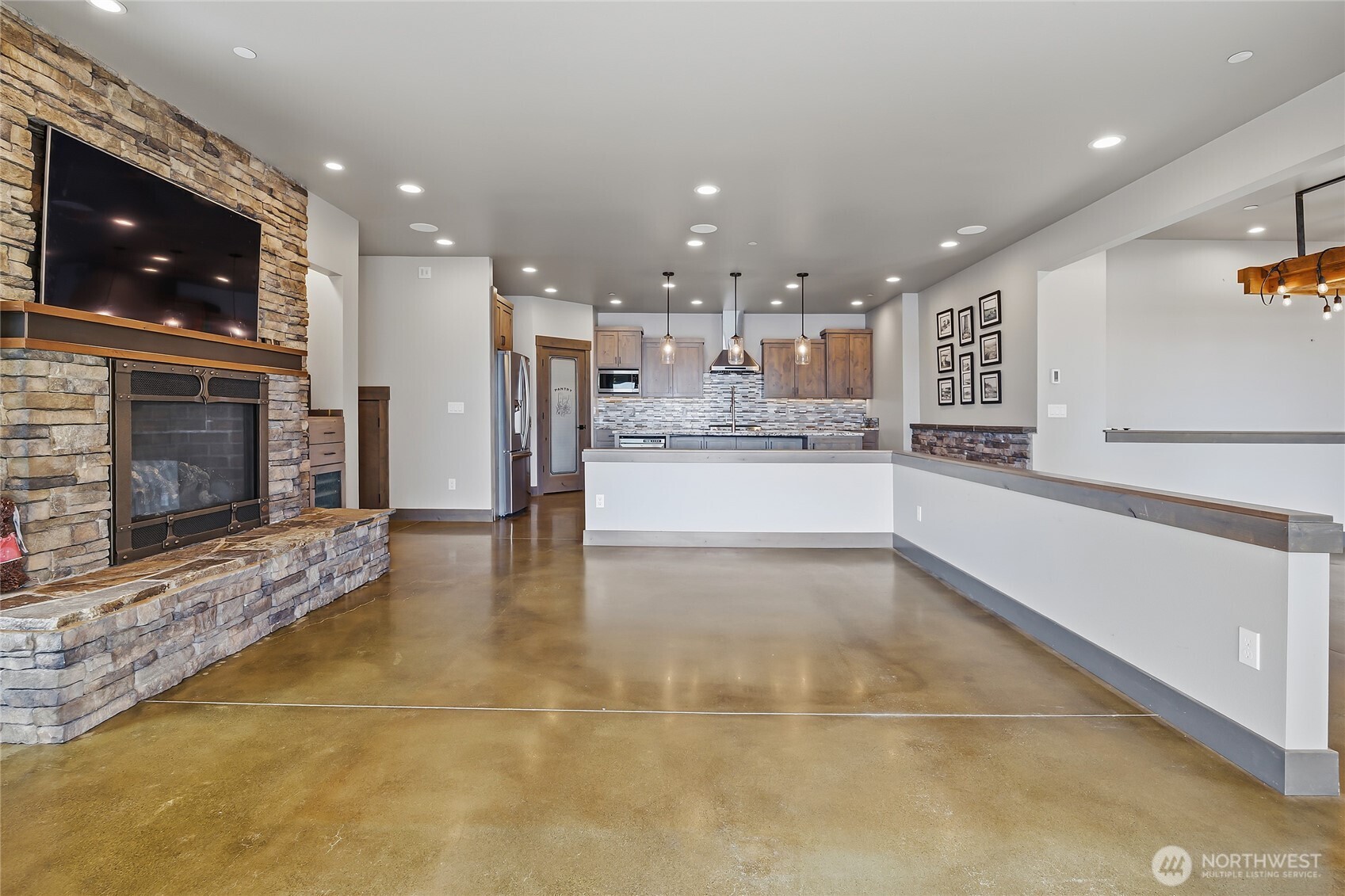 11027 Vernon Road , Lake Stevens, WA 98258