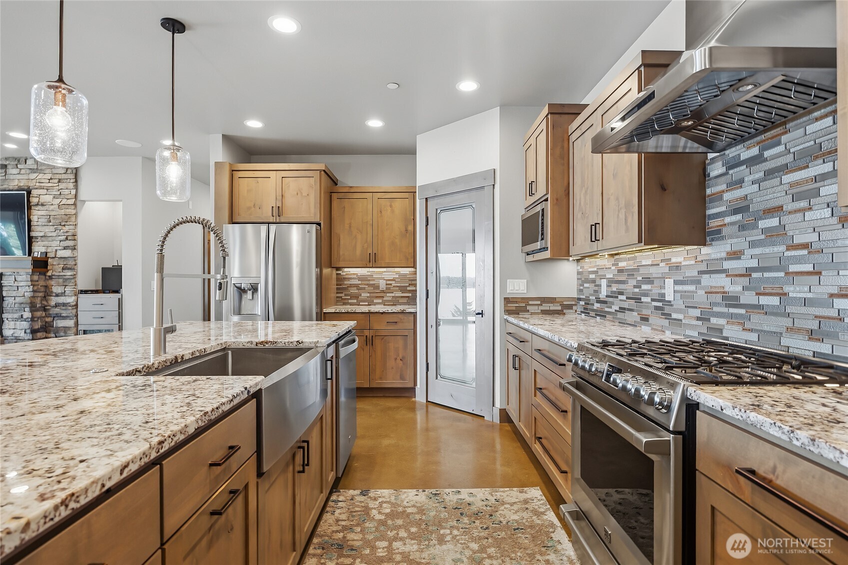 11027 Vernon Road , Lake Stevens, WA 98258