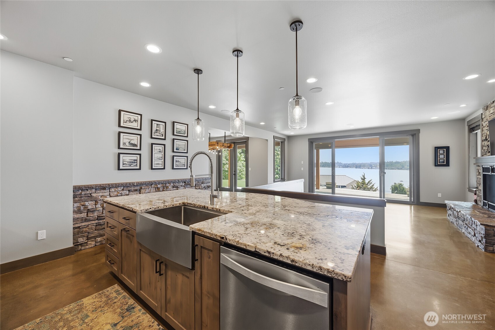 11027 Vernon Road , Lake Stevens, WA 98258