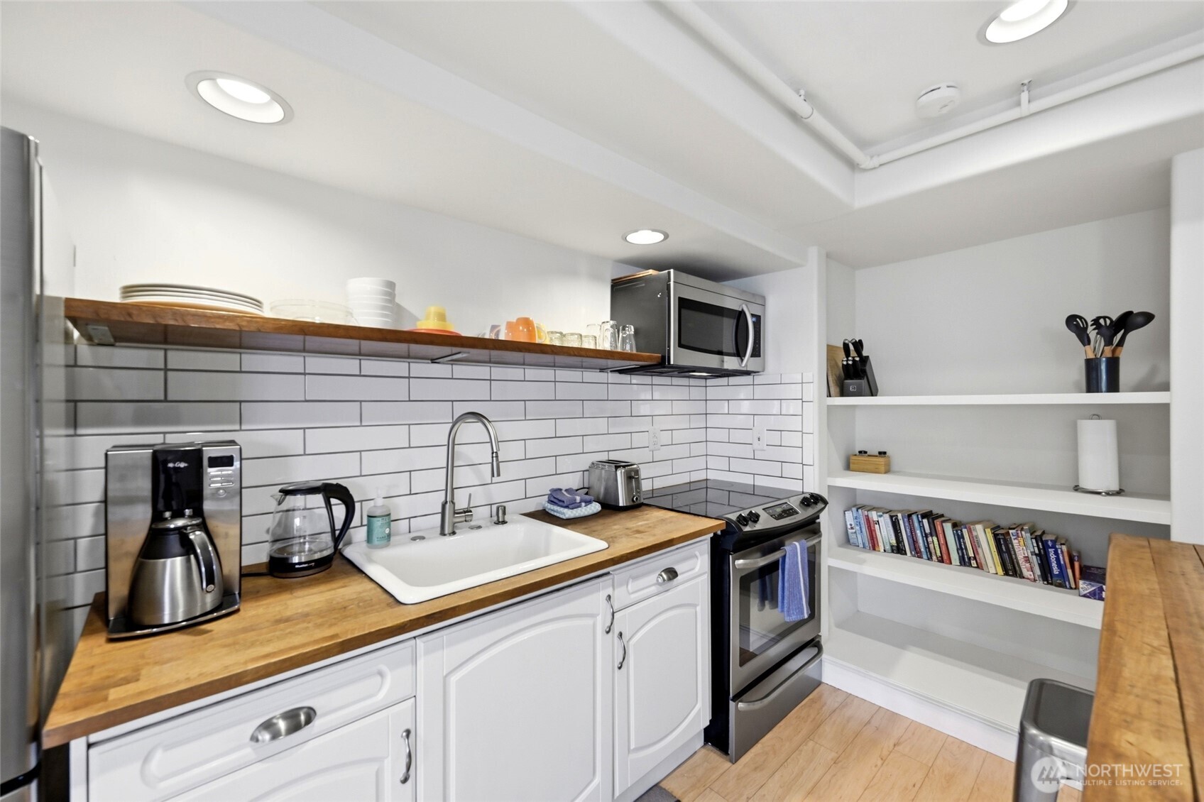 2107 N 63rd Street , Seattle, WA 98103
