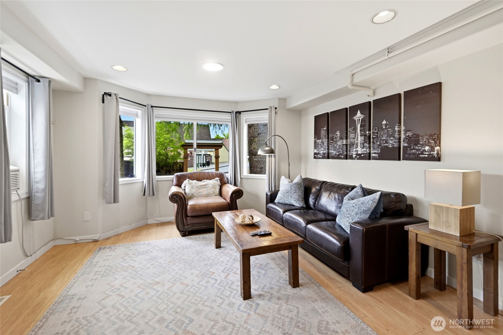 2107 N 63rd Street , Seattle, WA 98103