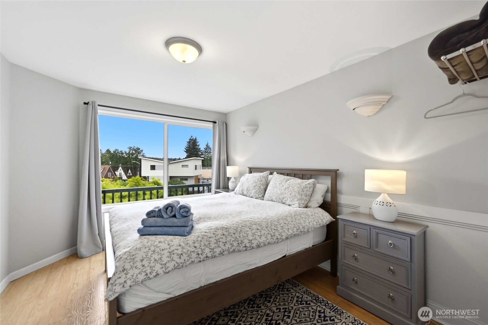 2107 N 63rd Street , Seattle, WA 98103