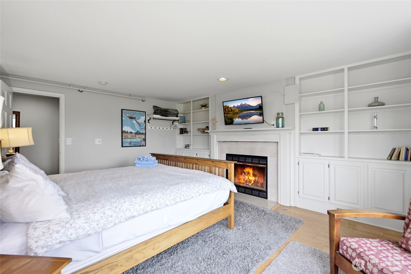 2107 N 63rd Street , Seattle, WA 98103