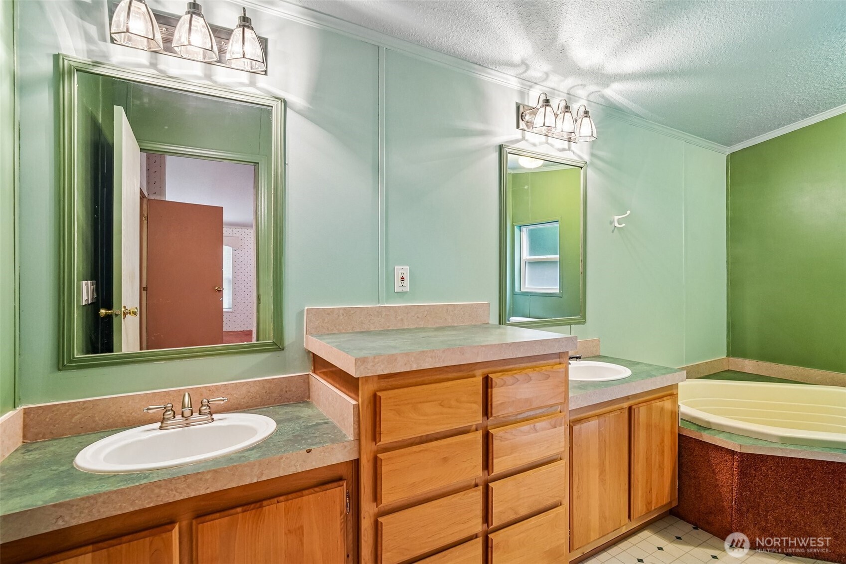 5160 Blacktail Lane , Langley, WA 98260