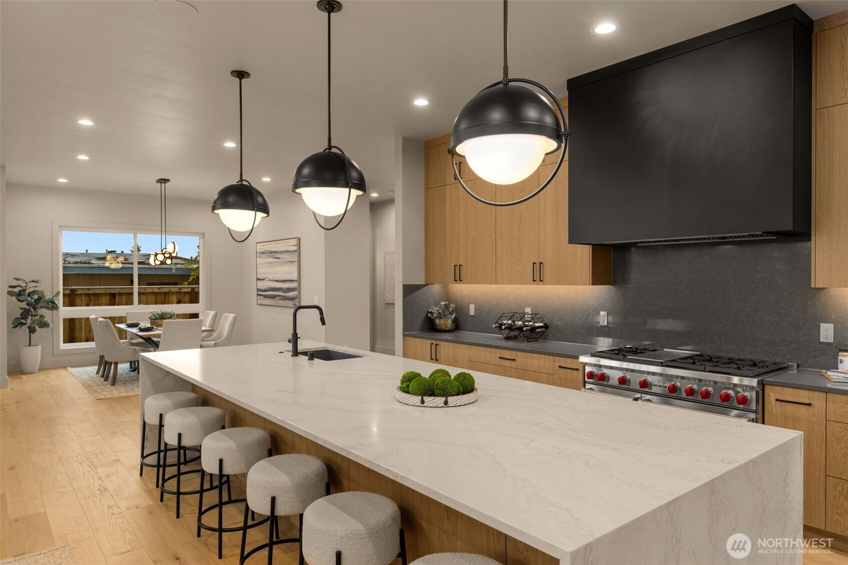 15625 SE 9th Street , Bellevue, WA 98008