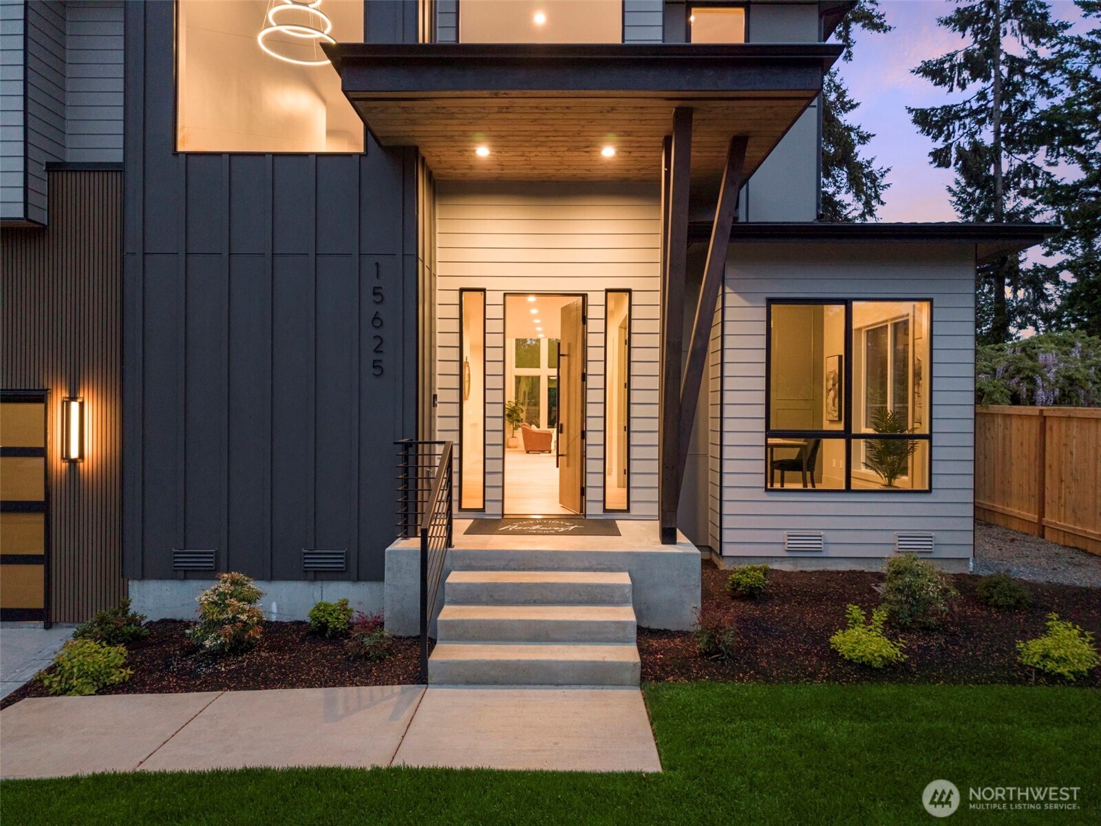 15625 SE 9th Street , Bellevue, WA 98008