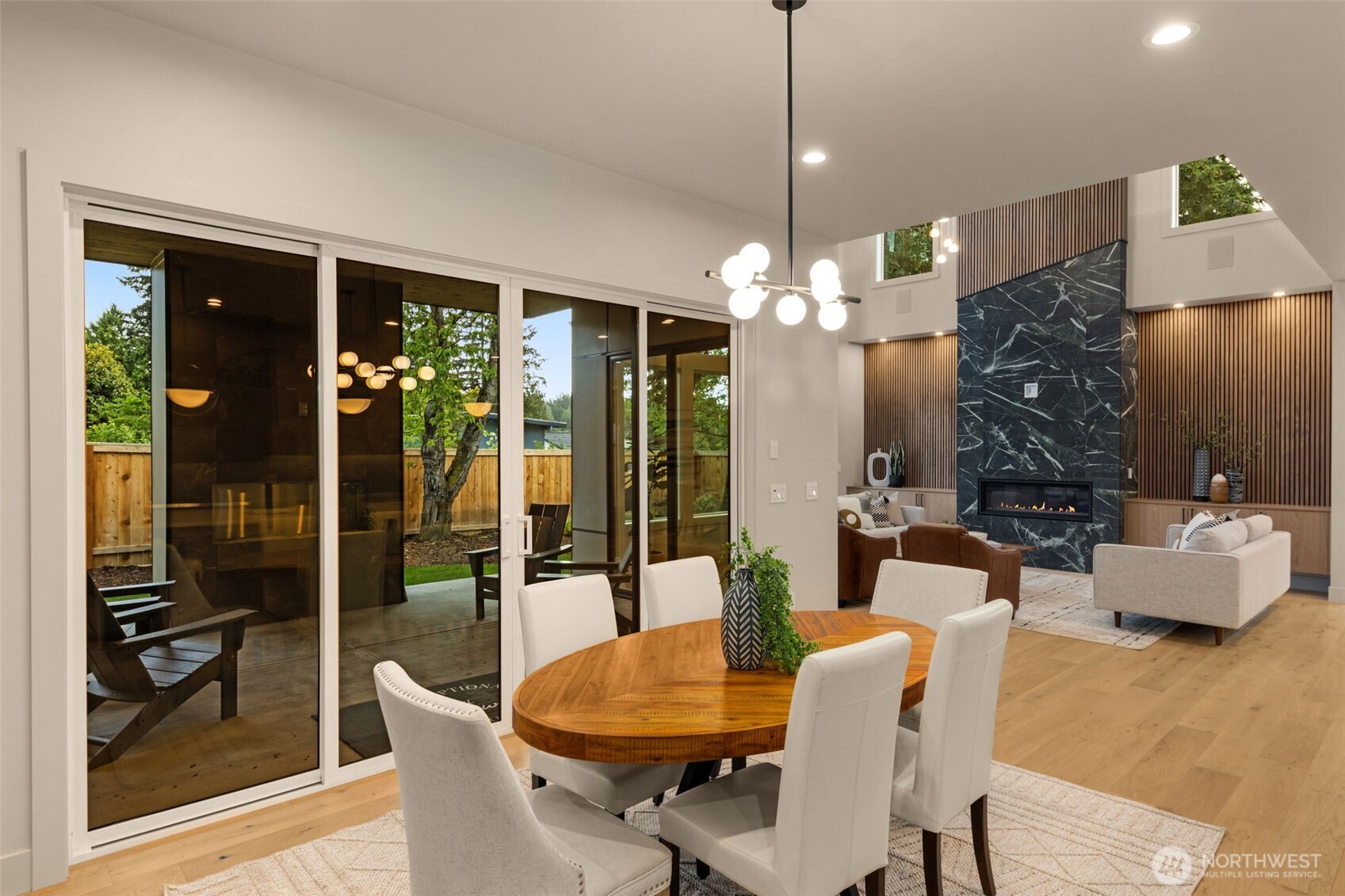 15625 SE 9th Street , Bellevue, WA 98008