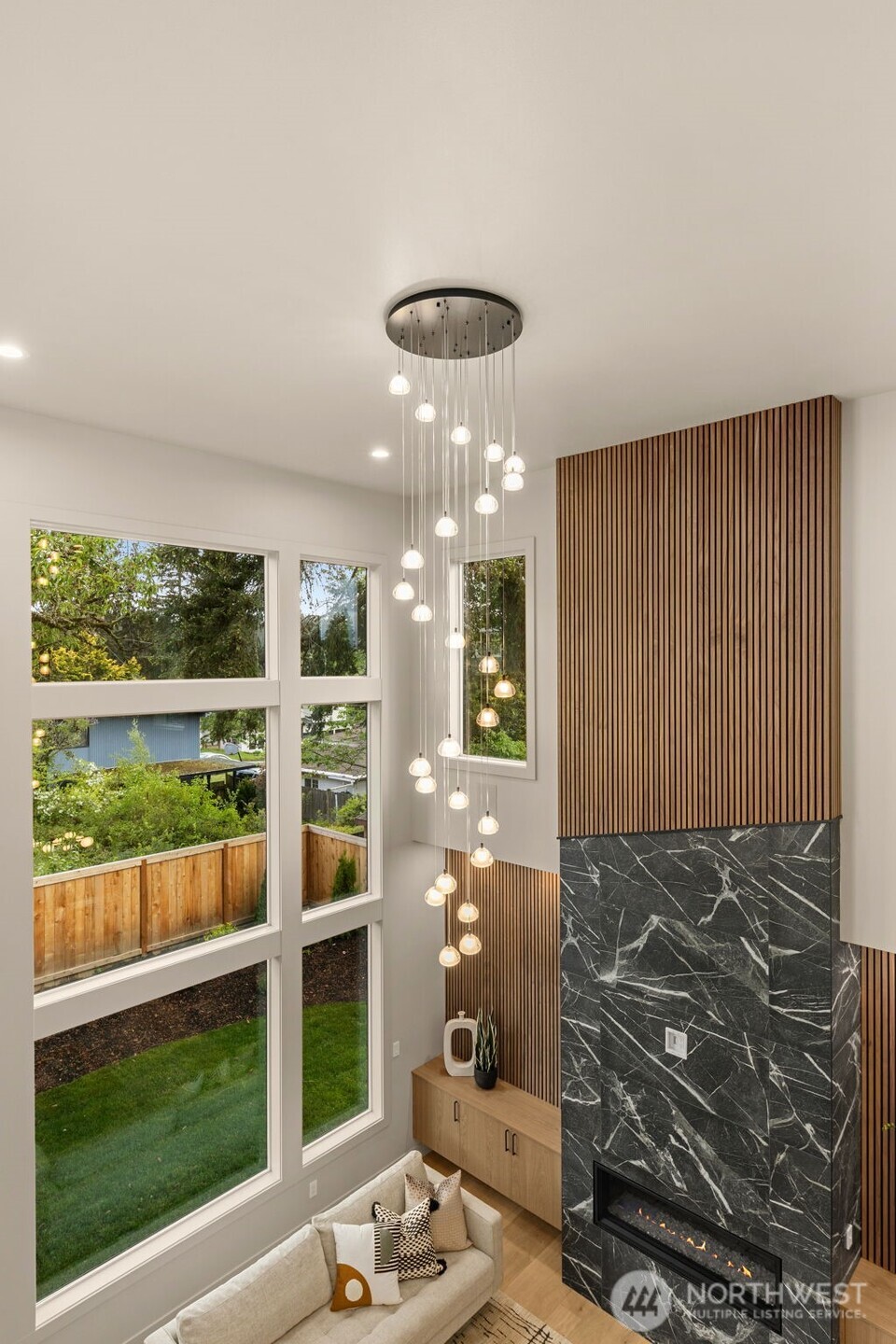 15625 SE 9th Street , Bellevue, WA 98008