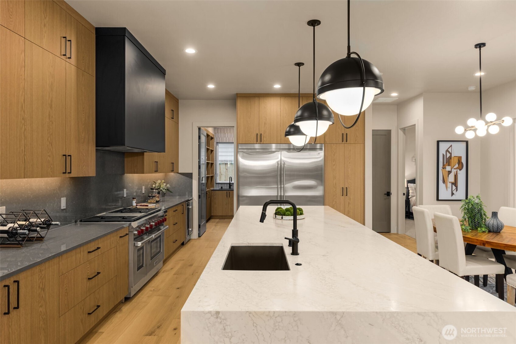 15625 SE 9th Street , Bellevue, WA 98008