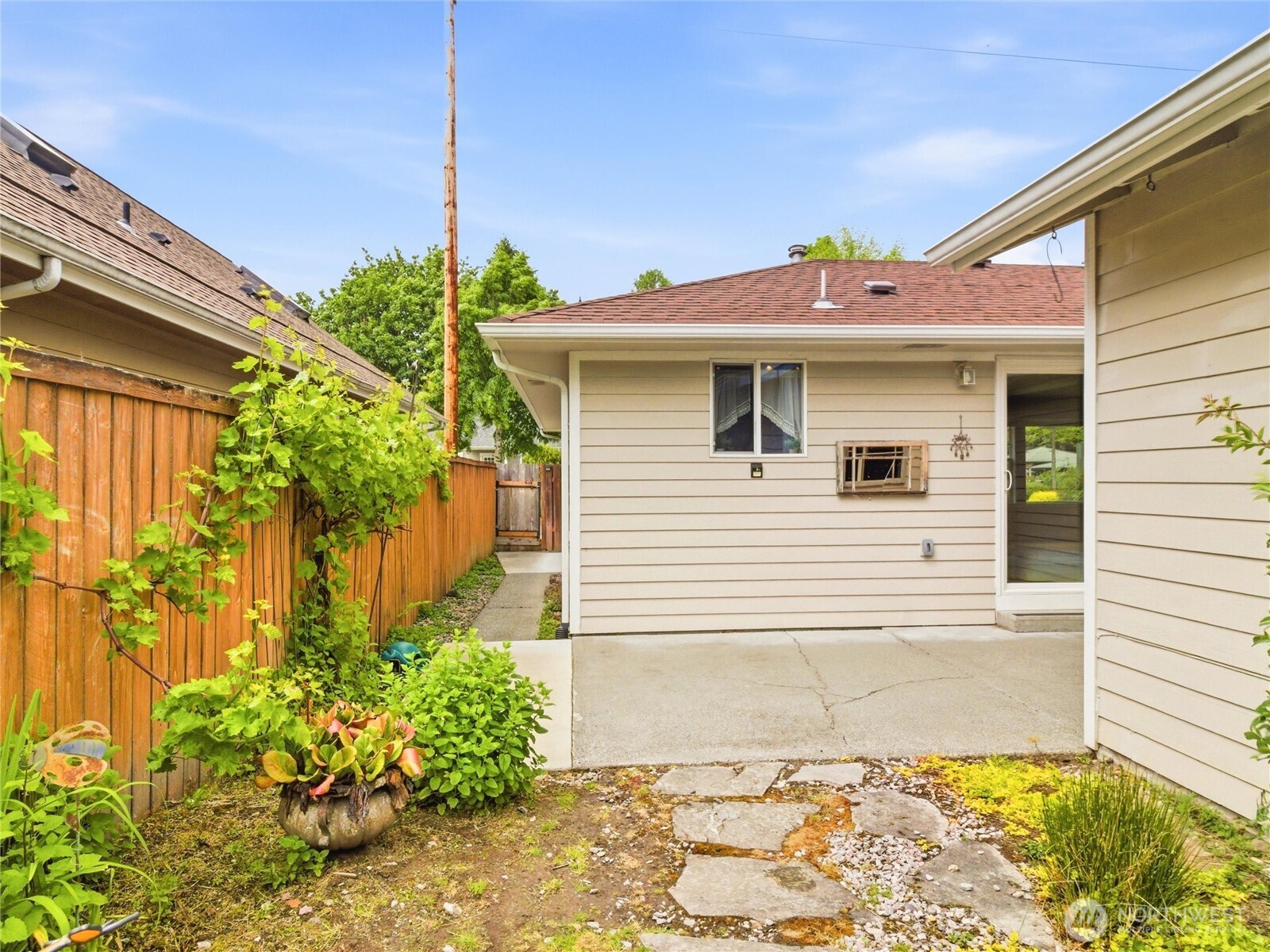 1107 North Street SE, Tumwater, WA 98501