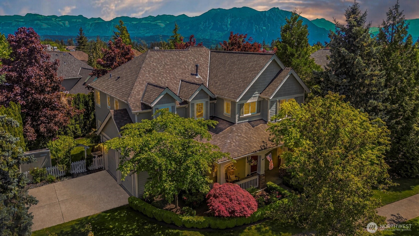 7124 Chanticleer Avenue SE, Snoqualmie, WA 98065