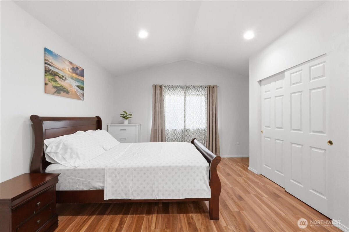 7205 E G Street , Tacoma, WA 98404