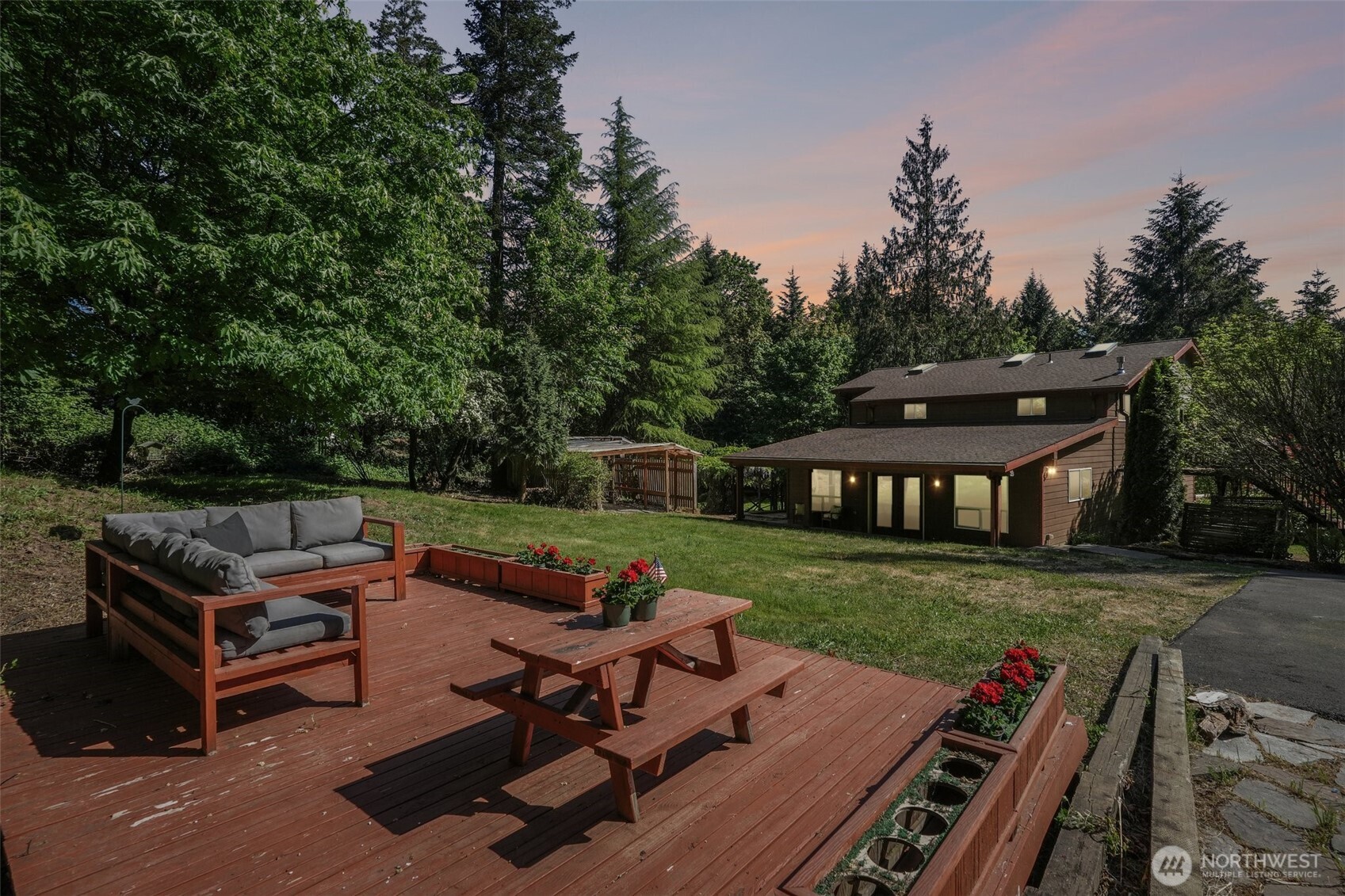 215 NE 386th Street , Woodland, WA 98674