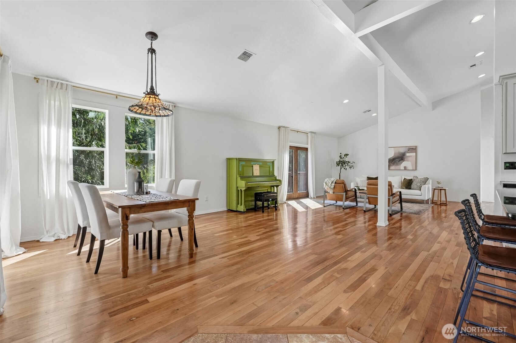 215 NE 386th Street , Woodland, WA 98674
