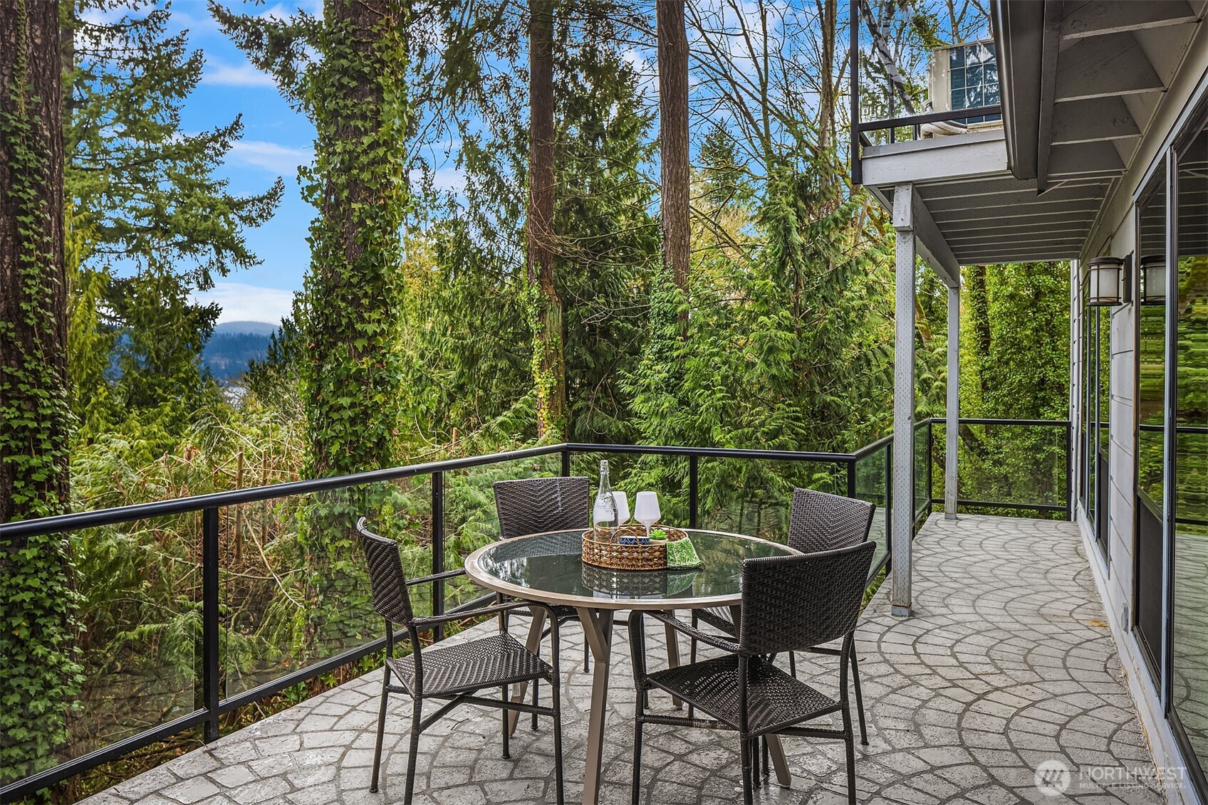 4429 E Mercer Way , Mercer Island, WA 98040