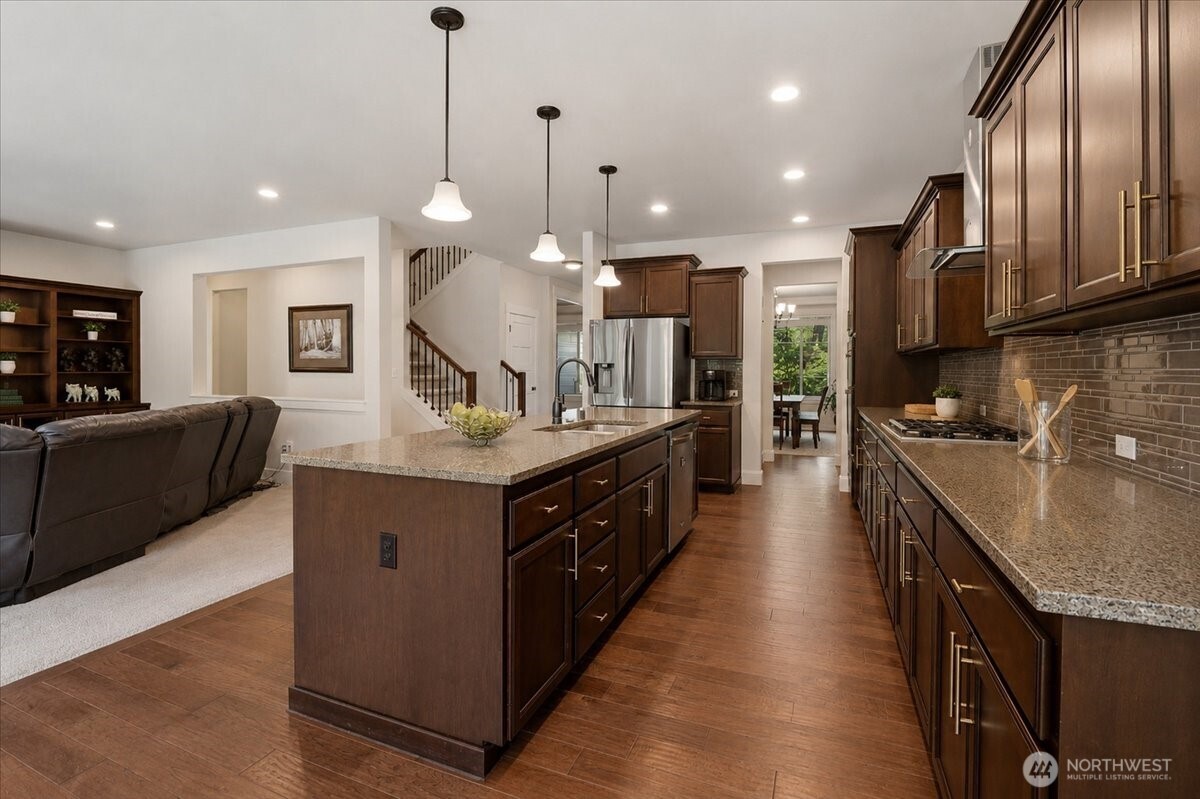 13601 96th Avenue E, Puyallup, WA 98373