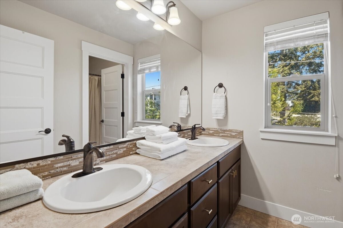 13601 96th Avenue E, Puyallup, WA 98373