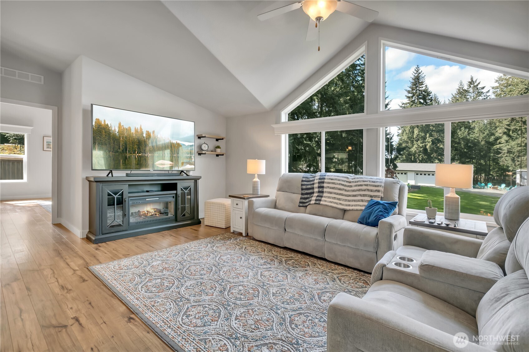 8816 8818 215th Street Ct E, Graham, WA 98338
