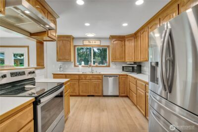 8816 215th Street Ct E, Graham, WA 98338 - Photo 9