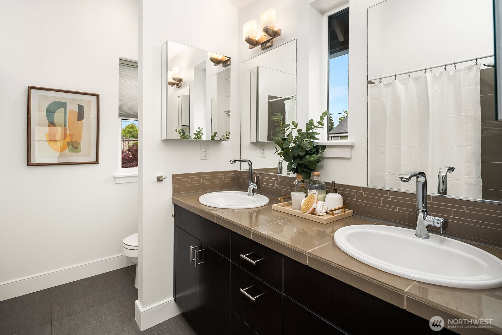 5713 20th Avenue NW, Seattle, WA 98107