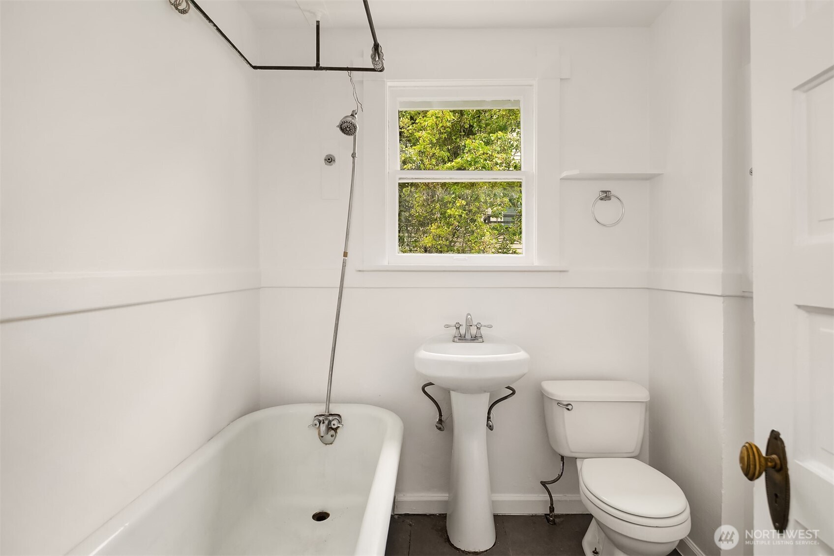 2031 Eastlake Avenue E, Seattle, WA 98102