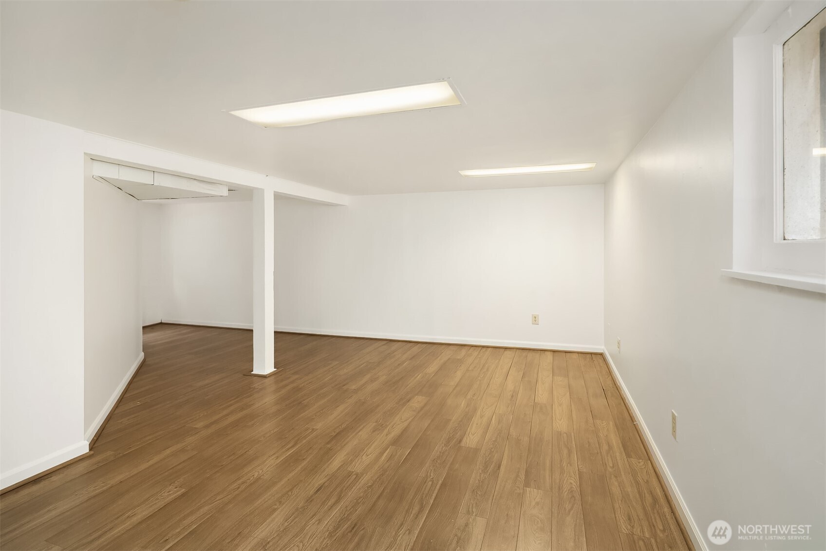 2031 Eastlake Avenue E, Seattle, WA 98102