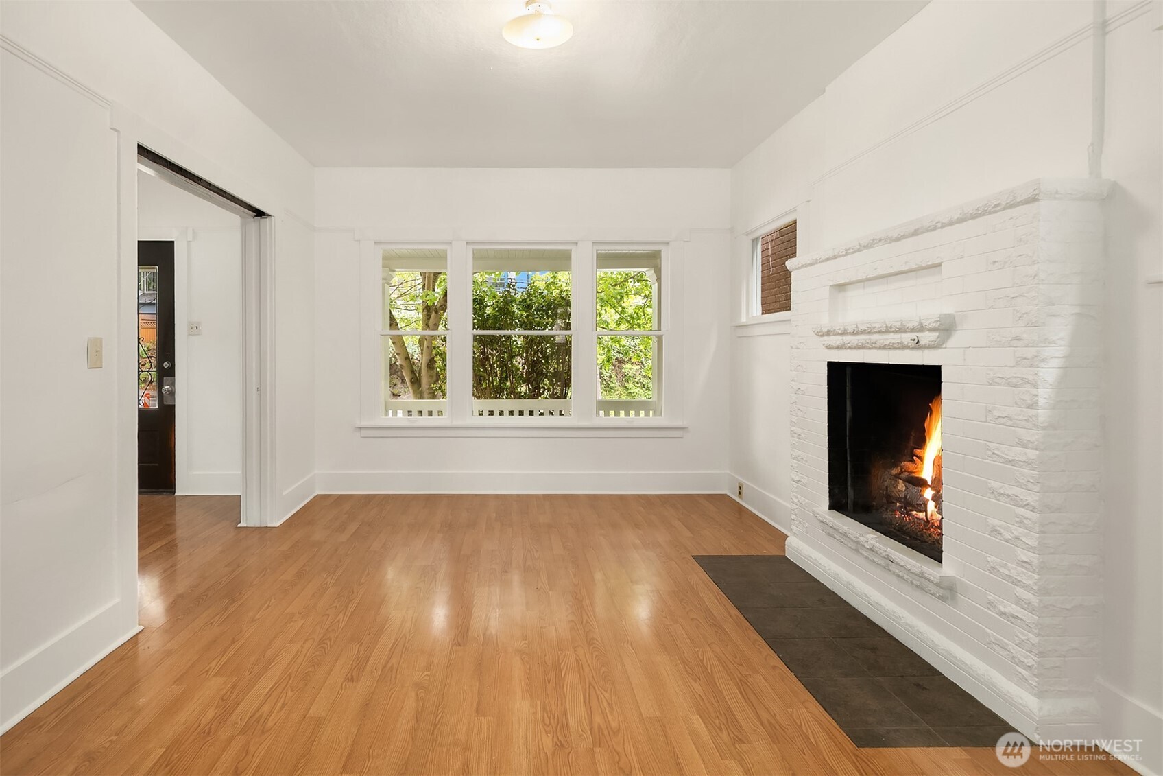 2031 Eastlake Avenue E, Seattle, WA 98102