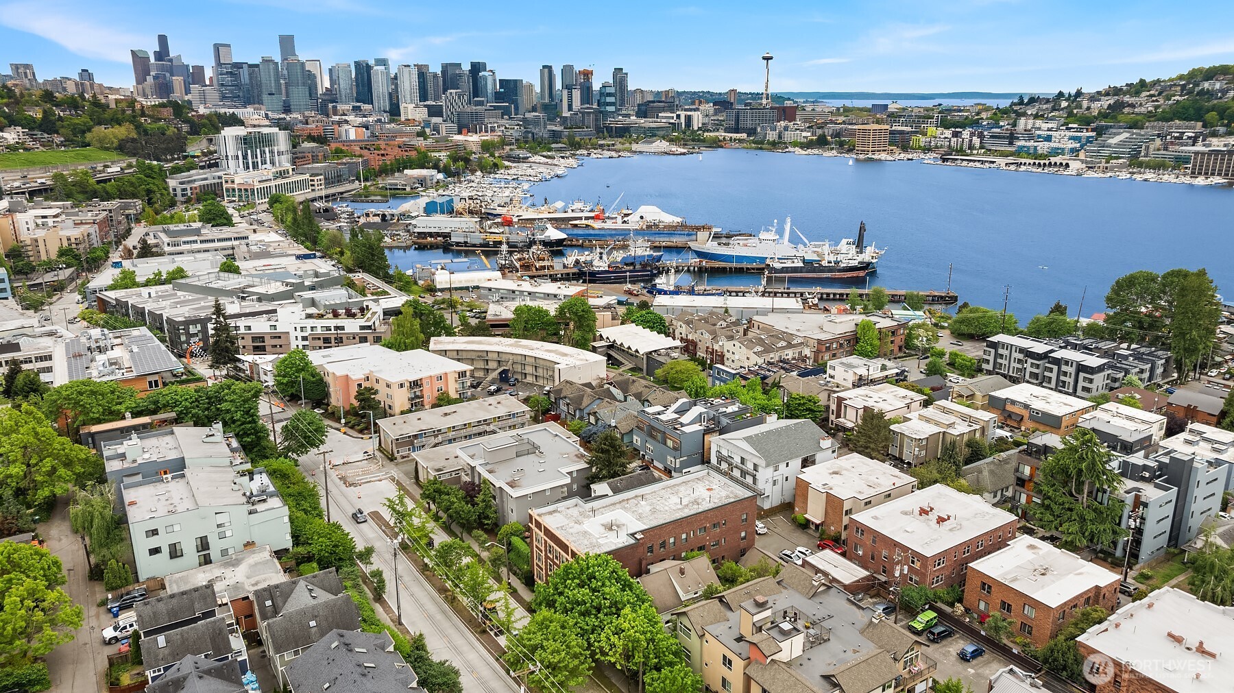 2031 Eastlake Avenue E, Seattle, WA 98102