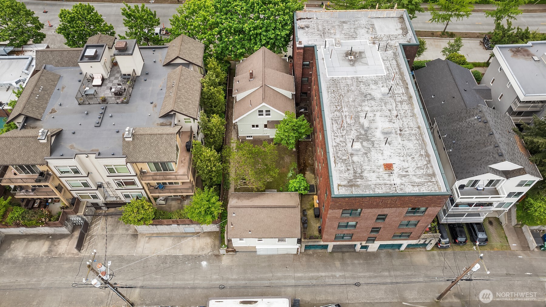 2031 Eastlake Avenue E, Seattle, WA 98102