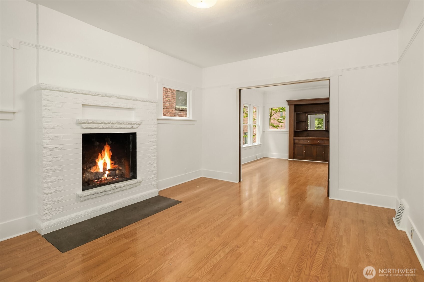 2031 Eastlake Avenue E, Seattle, WA 98102