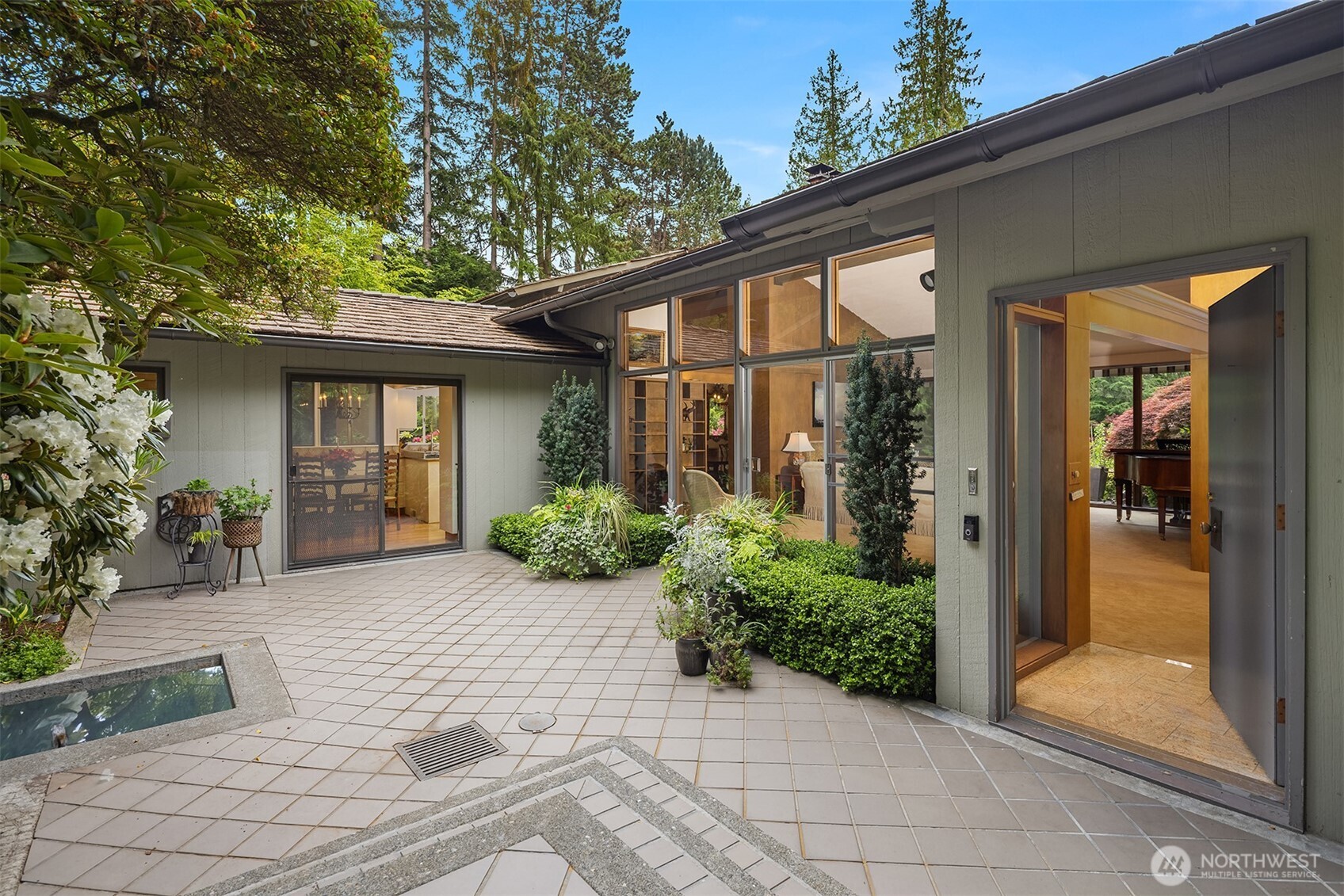 114 NW Highland Drive , Shoreline, WA 98177