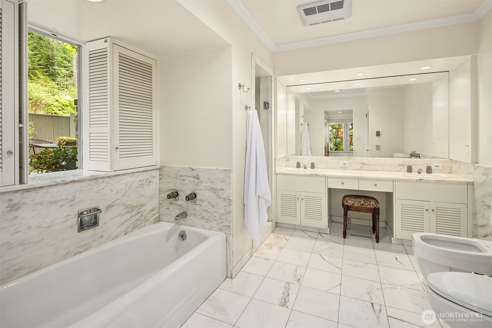 114 NW Highland Drive , Shoreline, WA 98177
