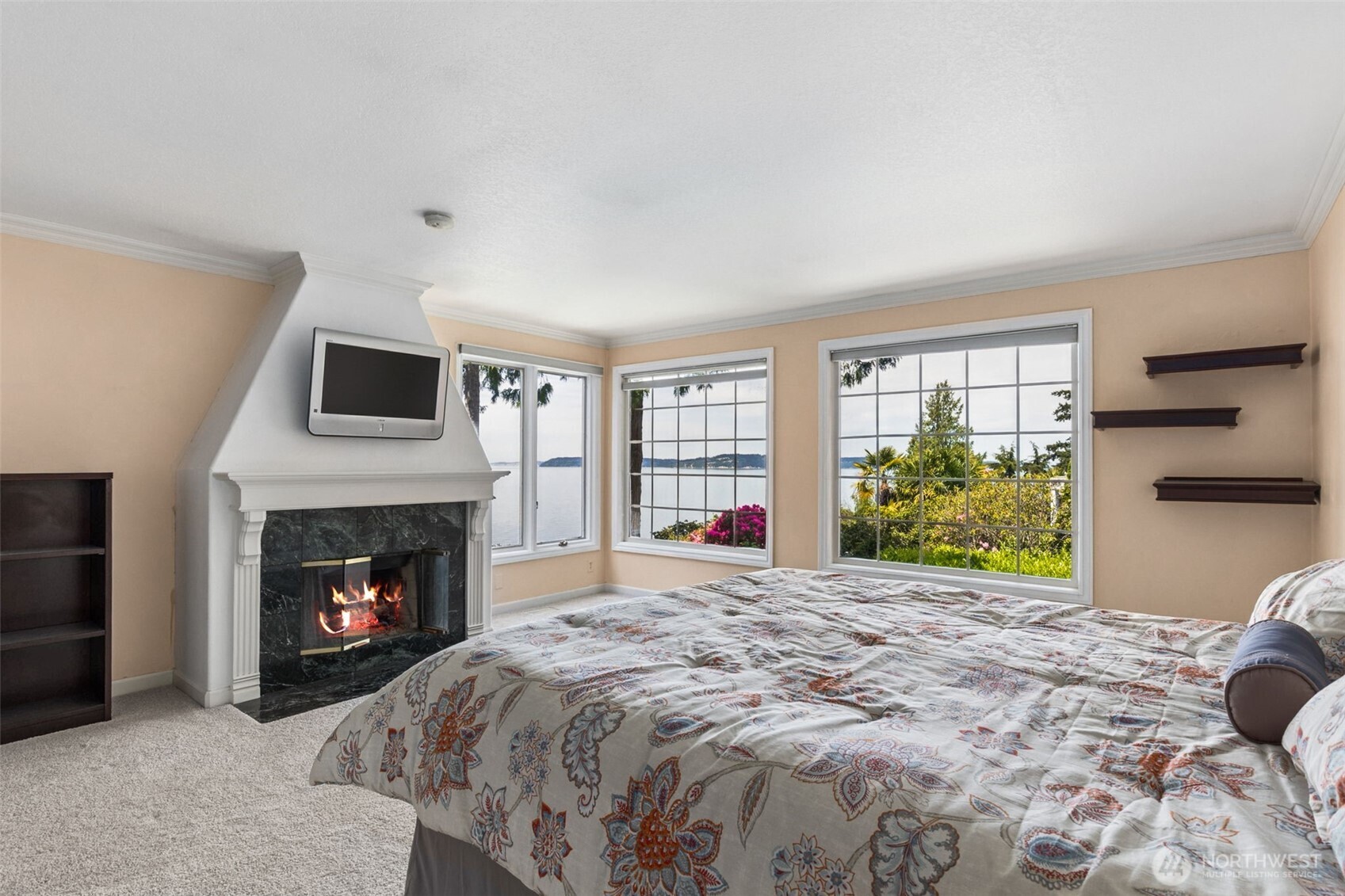 16530 76th Avenue W, Edmonds, WA 98026