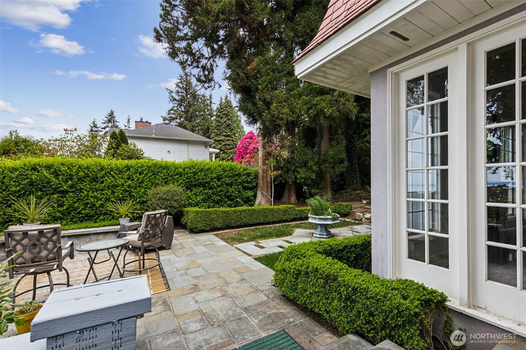 16530 76th Avenue W, Edmonds, WA 98026