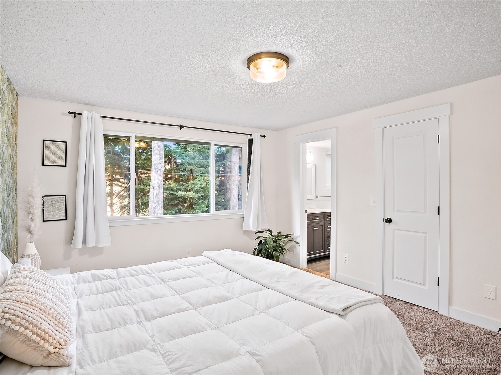 9201 78th Street SW, Lakewood, WA 98498