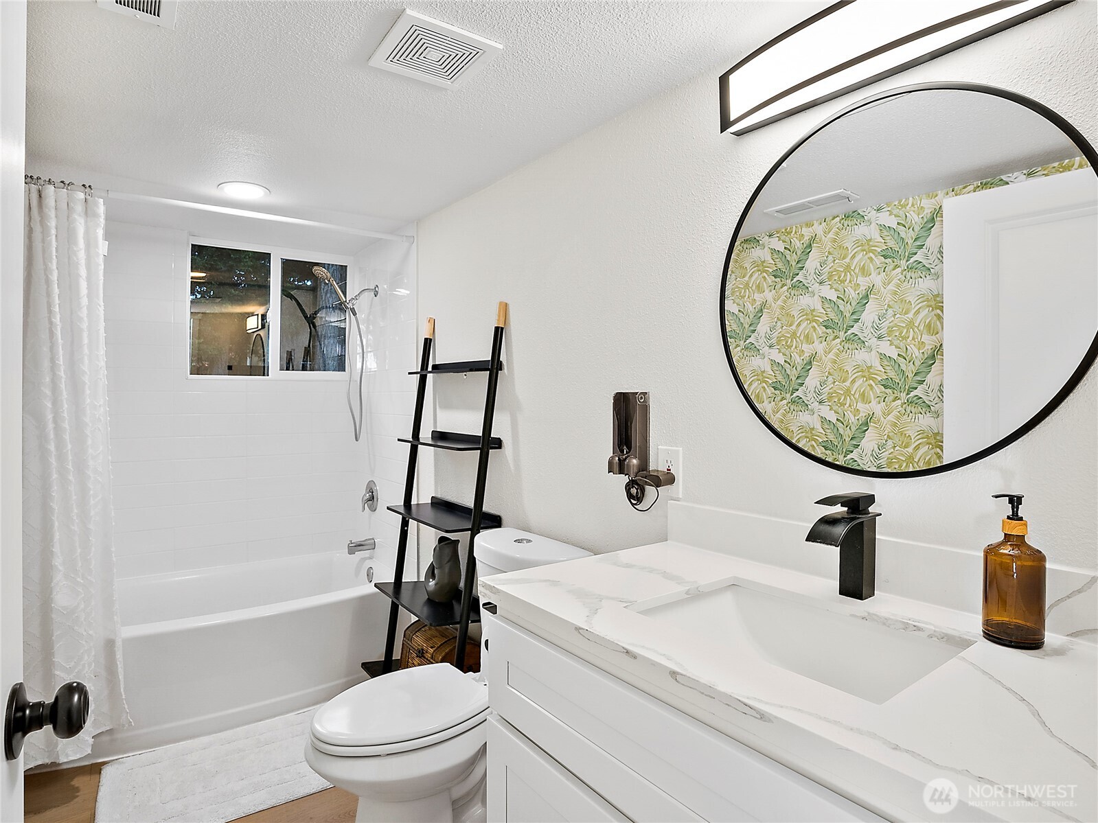 9201 78th Street SW, Lakewood, WA 98498