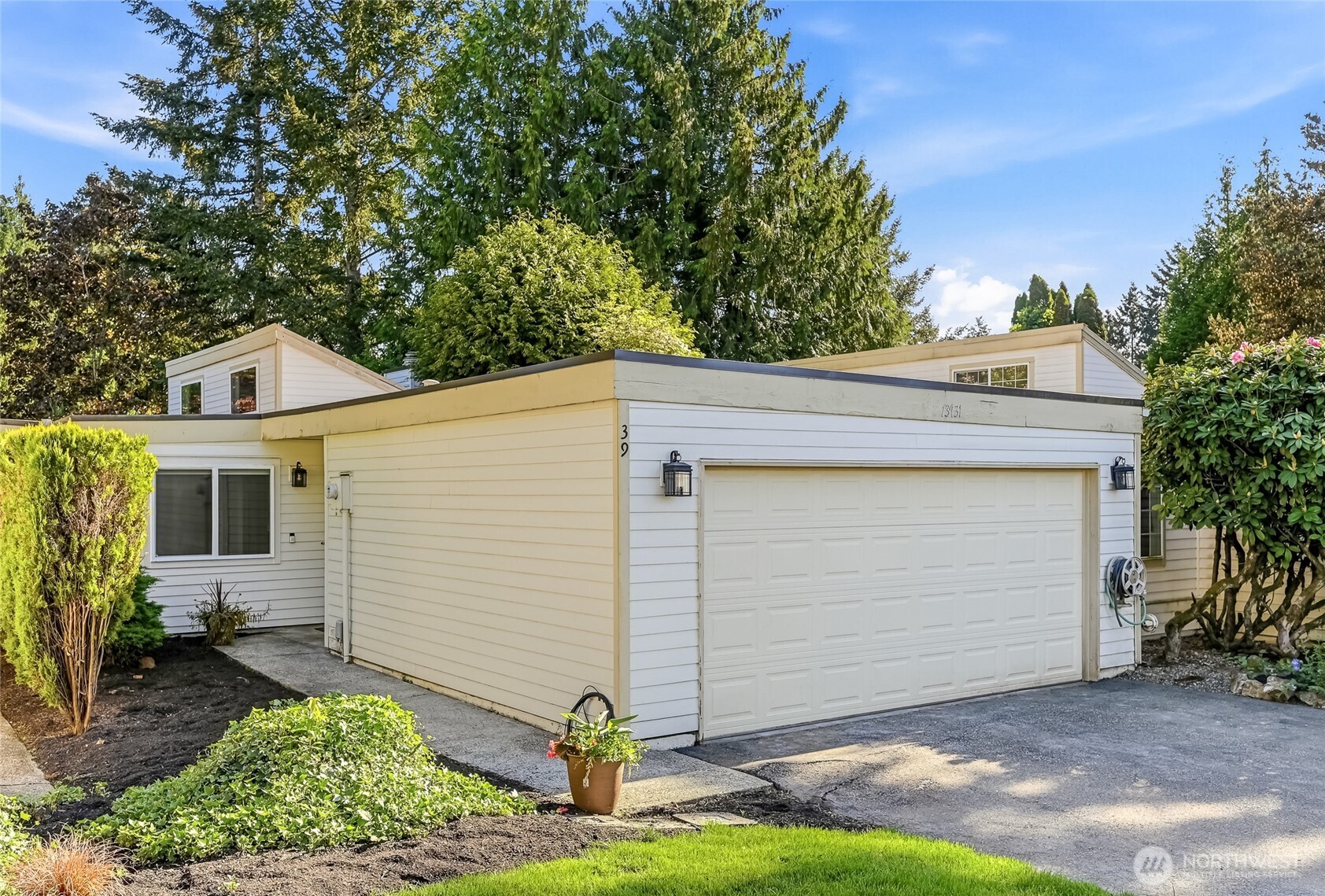 13731 SE 258th Place #39, Kent, WA 98042