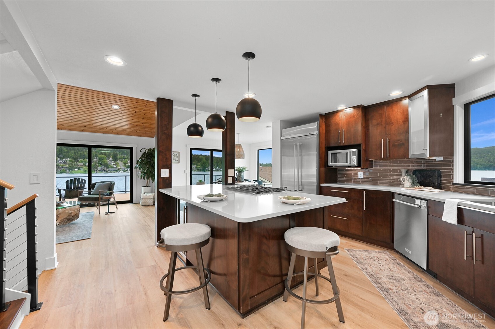 718 Poplar Drive , Bellingham, WA 98226