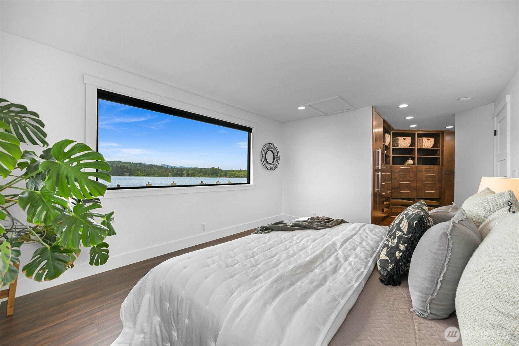 718 Poplar Drive , Bellingham, WA 98226