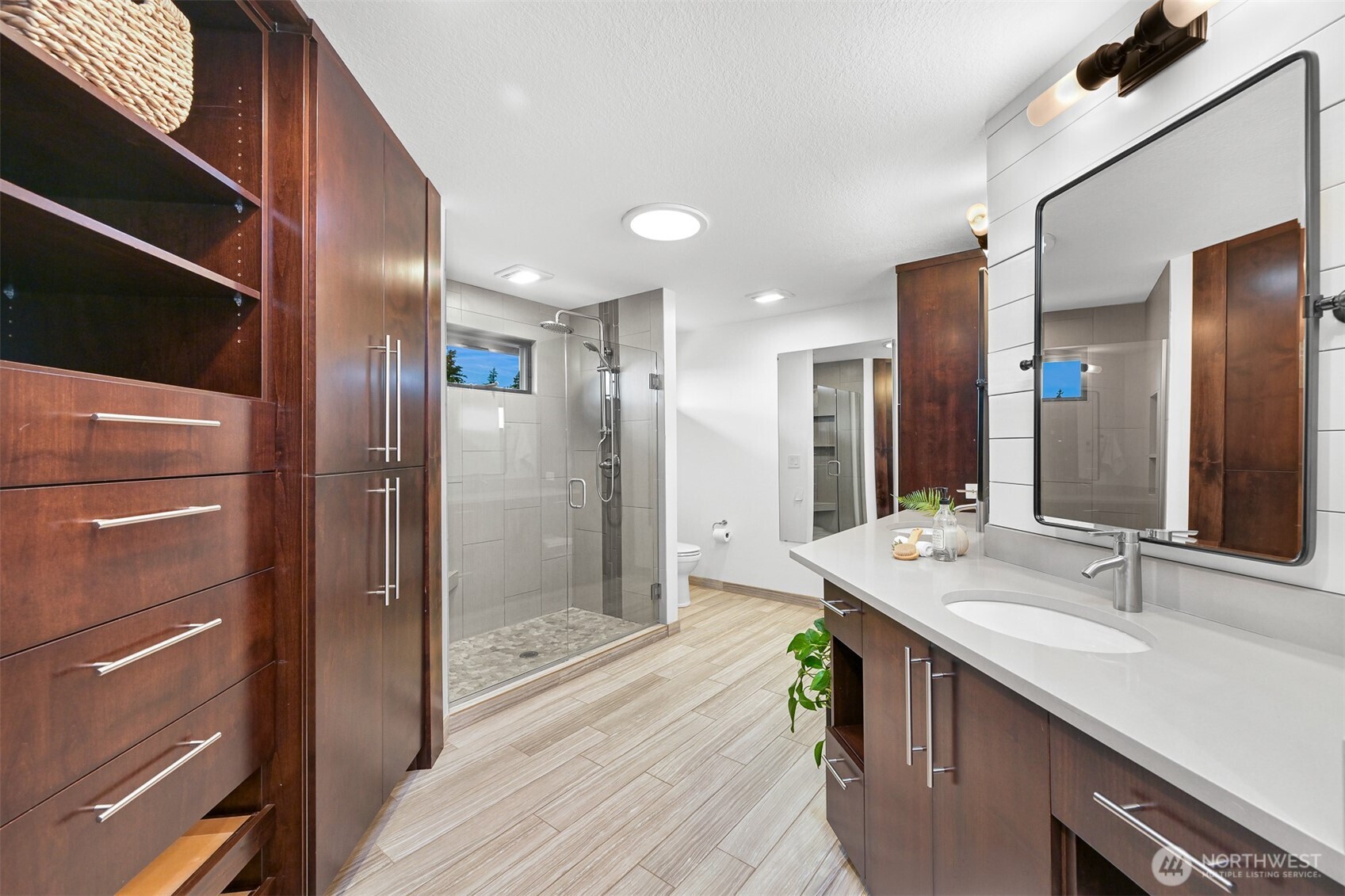 718 Poplar Drive , Bellingham, WA 98226