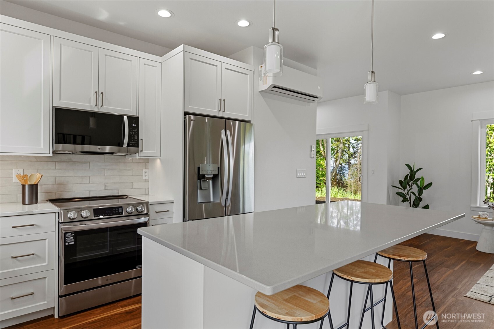 4982 Highland Drive , Blaine, WA 98230